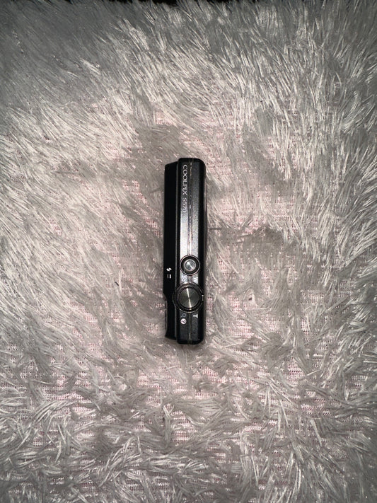 Nikon Coolpix S570